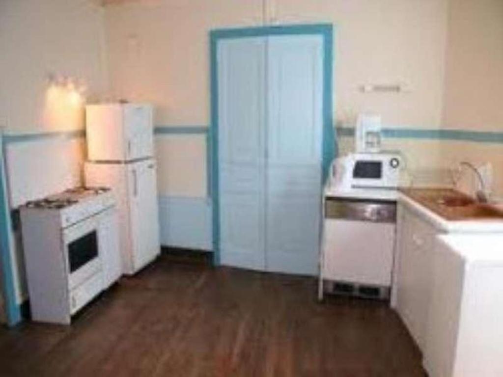 Hotel Sea Ambon Bagian luar foto